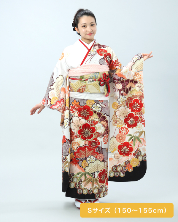 鹿の子の雲取りに扇と松竹梅文様