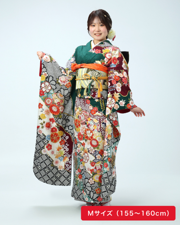 深緑地に鞠と色とりどりの豪華な四季花