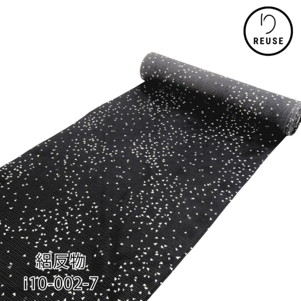 絽小紋反物 正絹 リユース  黒地 三角幾何学模様 洒落物 i10-002-7(8050-00834)