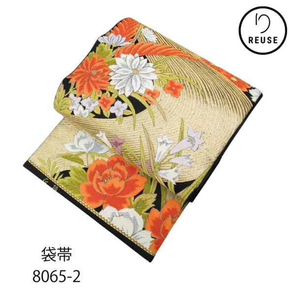 袋帯 リユース 中古 黒地 金糸 流水に四季の花々 菊 牡丹 桔梗 豪華絢爛 古典柄 8065-2 フォーマル 礼装用