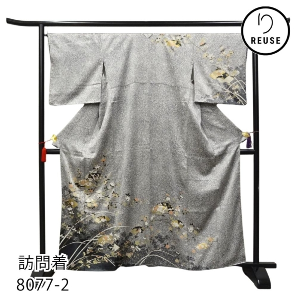 訪問着  正絹 リユース 中古 袷 叩き染め 金彩 墨色×白 扇面 露芝 8077-2 (8050-01085) フォーマル 結婚式 披露宴 パーティー